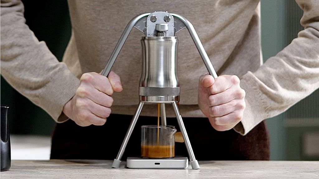Kickstarter - Leverpresso Orbit Your Take-Anywhere Metal Lever Espresso