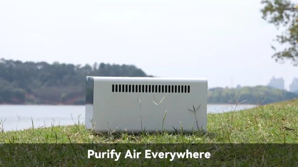 Indiegogo - LumiPure Byproduct-Free Air Purifier for Total Pet Safety